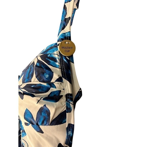 Floral One-Piece Swimsuit with Blue Tropical Print and Multi-Cup Support B52 - Picture 3 of 9